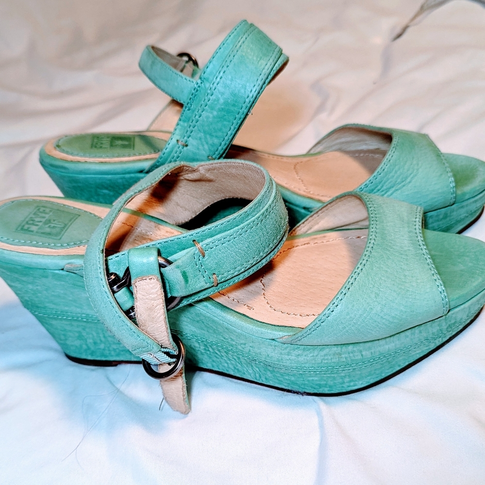 Gorgeous Green Frye Sandals